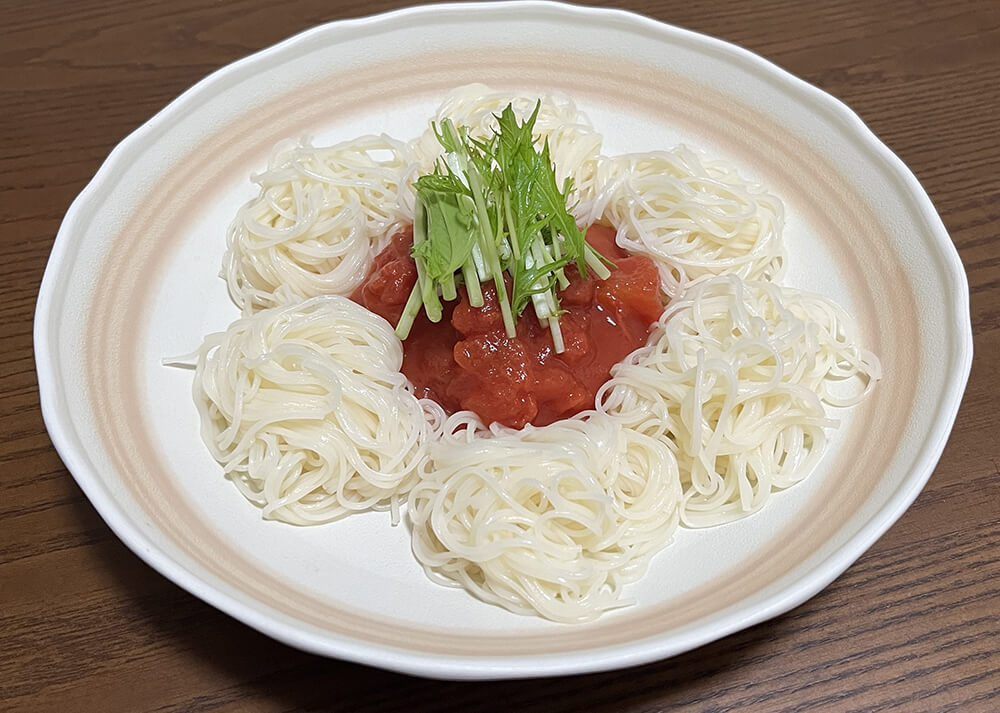 トマト缶で10分そうめん